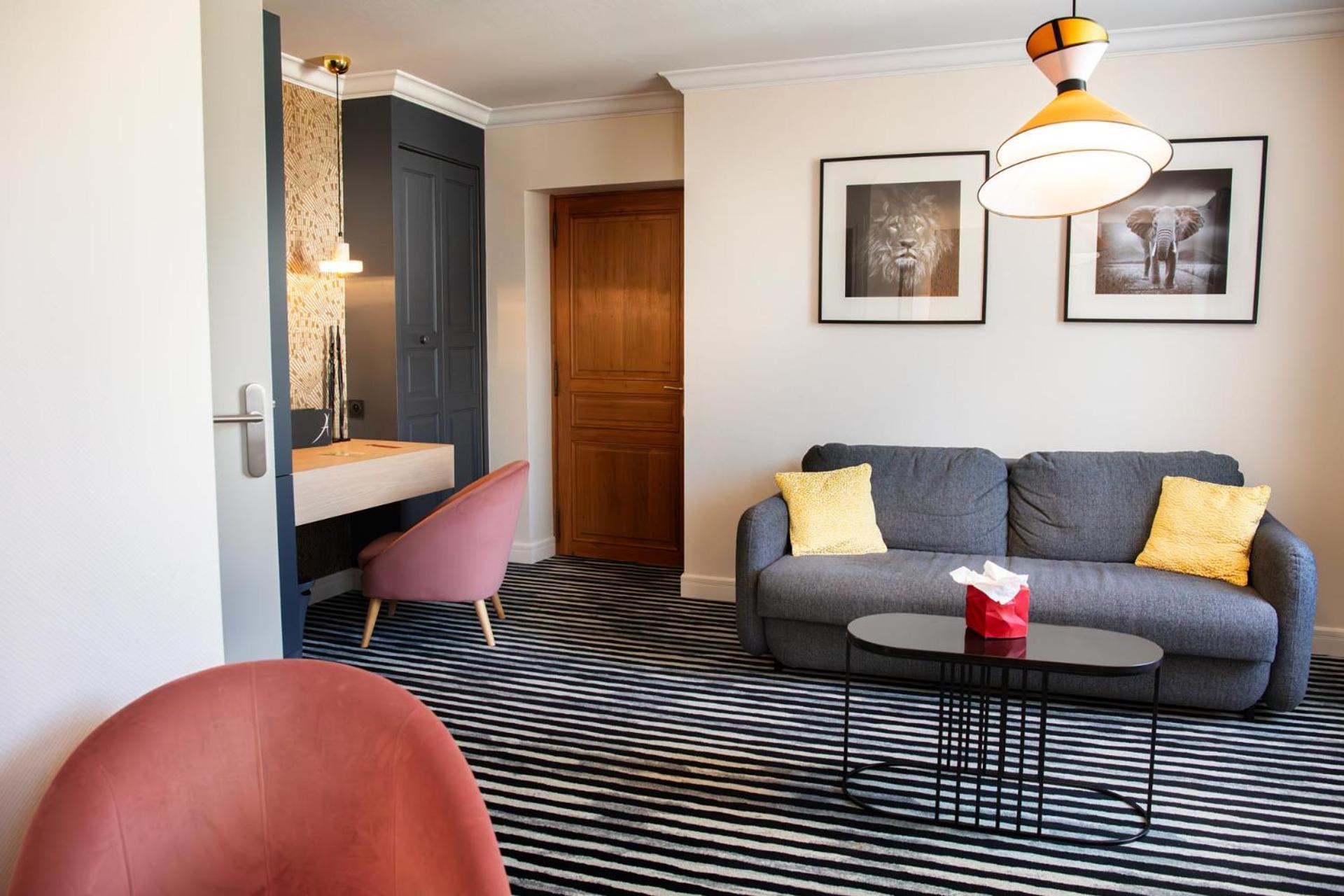 L'Aubiniere Hotel Restaurant & Spa Saint-Ouen-les-Vignes المظهر الخارجي الصورة