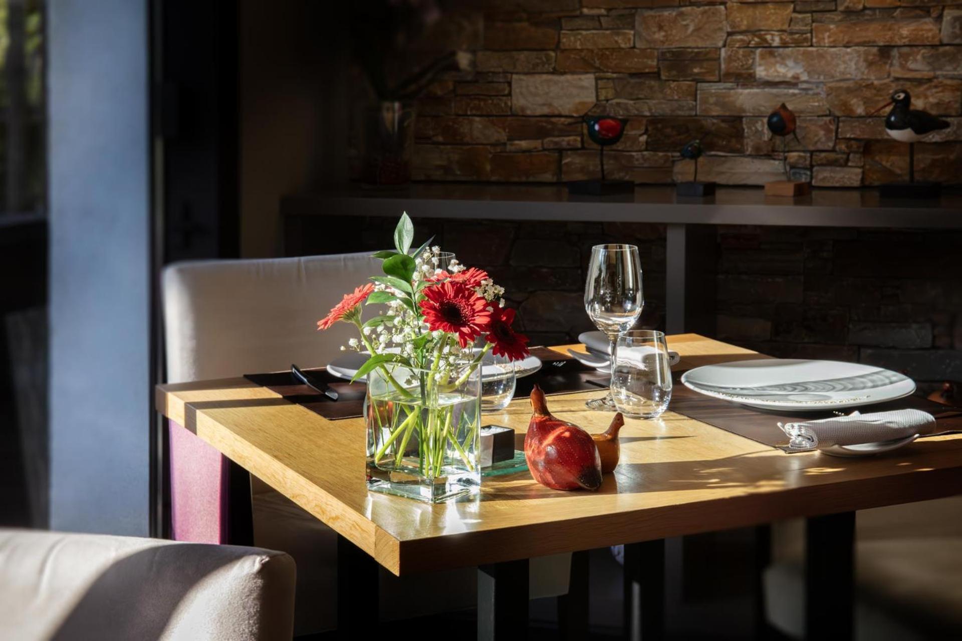 L'Aubiniere Hotel Restaurant & Spa Saint-Ouen-les-Vignes المظهر الخارجي الصورة