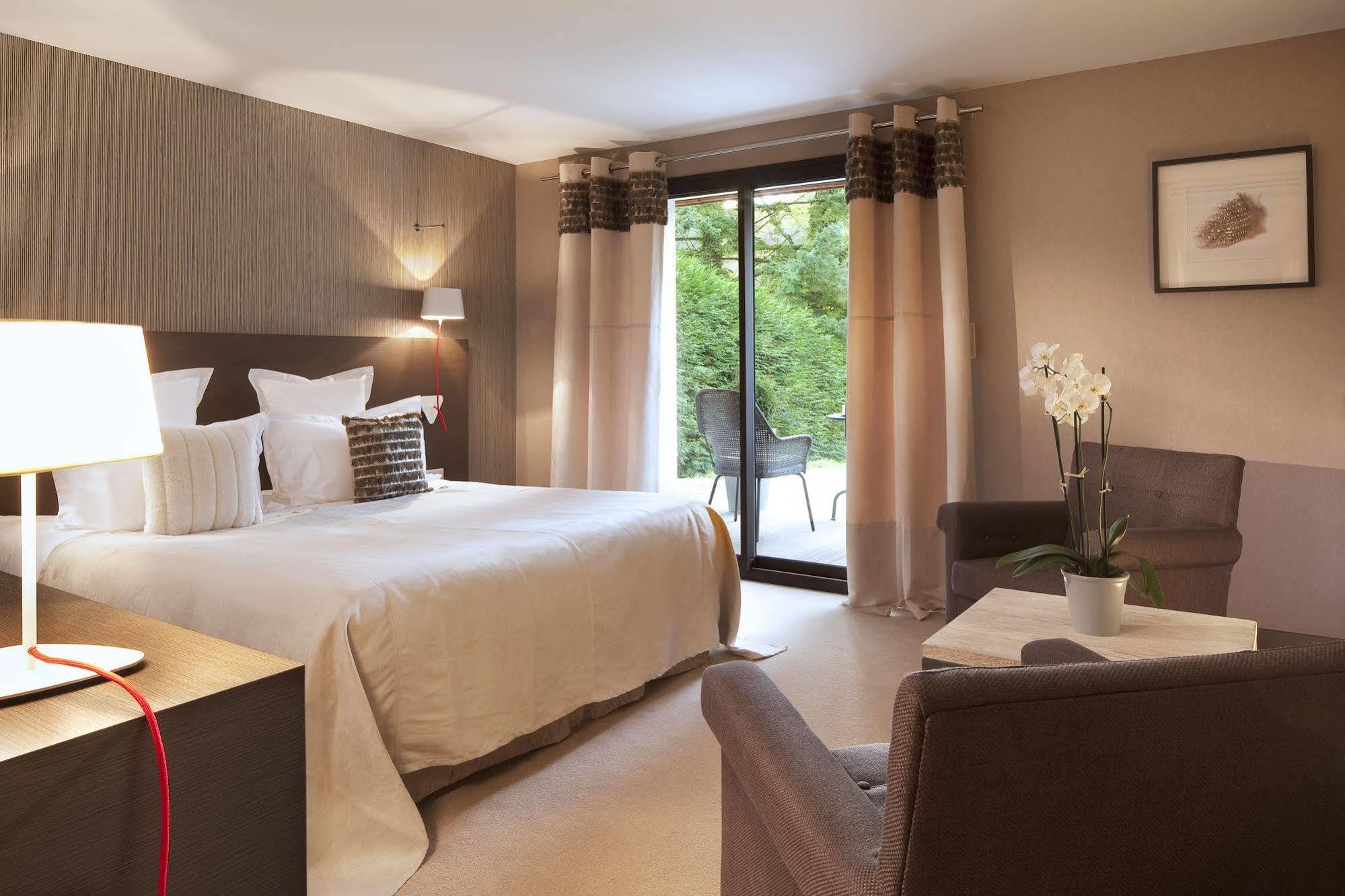L'Aubiniere Hotel Restaurant & Spa Saint-Ouen-les-Vignes المظهر الخارجي الصورة
